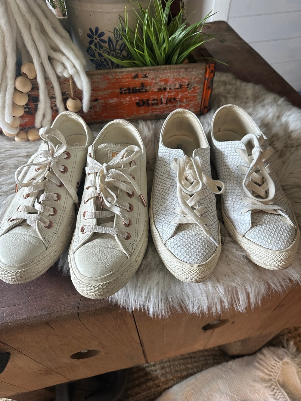 2 pair White Casual Lace-Up Sneakers